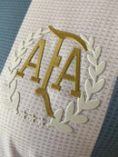 Camiseta Aniversario 50 Años Selección Argentina – ¡Con Ojotas de Regalo!